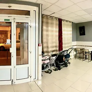 Hotel Des Andelys Paryż