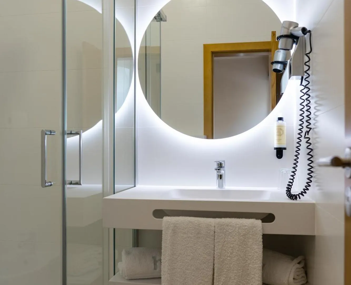 Hotel Vitoria Coimbra 3*,